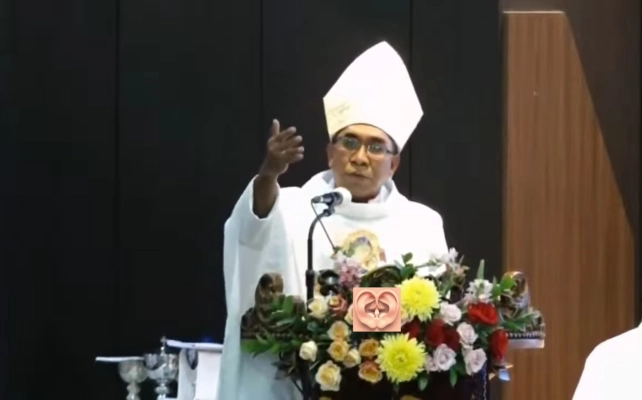 Rosario Jadi Harta Diaspora Asal Flores Menurut Uskup Hans Monteiro